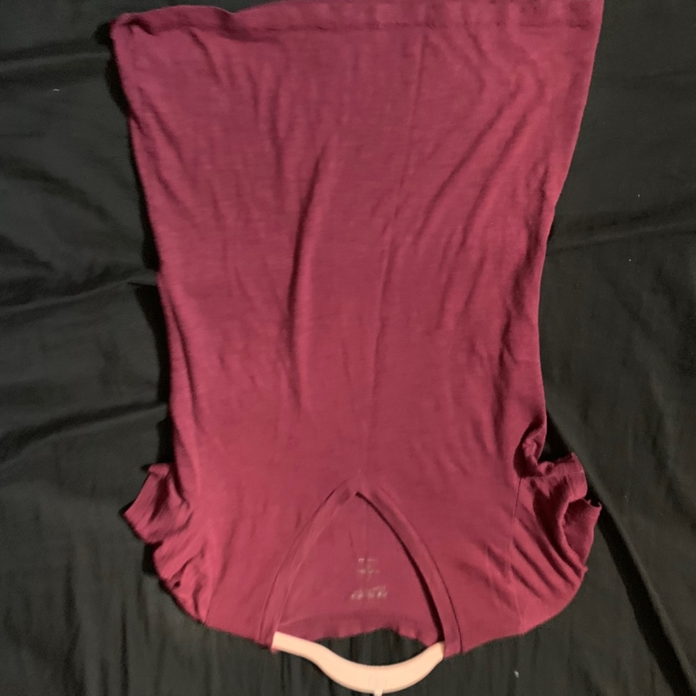 t-shirt - Picture 2 of 2